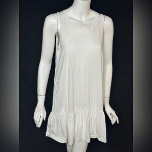 Leallo Size Medium White Sleeveless Ruffle Hem Dress